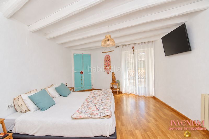Foto da31c9ea-db2e-4229-aa41-47e605dd92ea. Haus mit kamin heizung pool in Piera