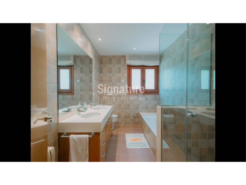Foto 04c18b3c-df1b-4778-b9fb-f2dc0d7f815f. Casa amb calefacció aparcament piscina a Canafort-El Puntó Sant Andreu de Llavaneres
