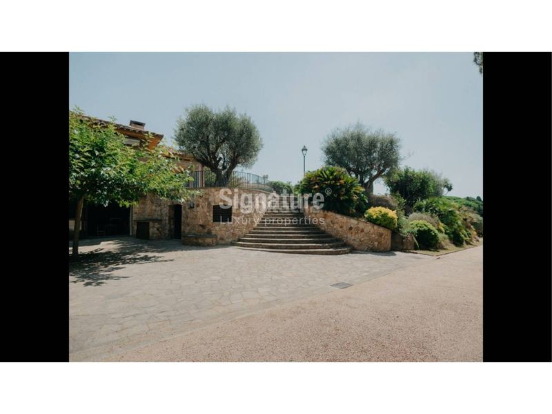 Foto 370f0f13-c13b-4c7b-b713-d17e7ca8e4ad. Casa amb calefacció aparcament piscina a Canafort-El Puntó Sant Andreu de Llavaneres