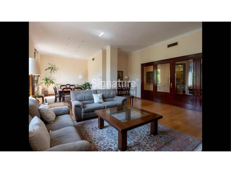 Foto 402d6b13-a843-47f8-b92f-009742ca4519. Pis amb calefacció aparcament a Dreta de l´Eixample Barcelona