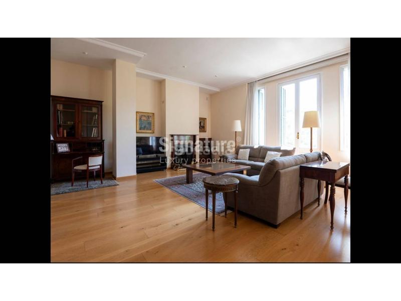 Foto 596b3b5c-bba4-47c2-ba4a-8dcf1bb787a2. Pis amb calefacció aparcament a Dreta de l´Eixample Barcelona