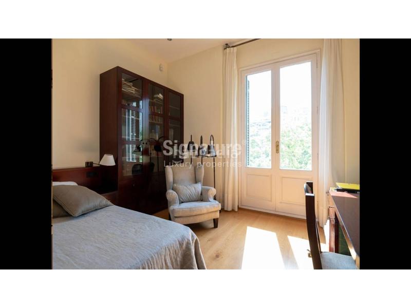 Foto 7e1f7145-880d-4186-b867-d50dedffdfc3. Pis amb calefacció aparcament a Dreta de l´Eixample Barcelona