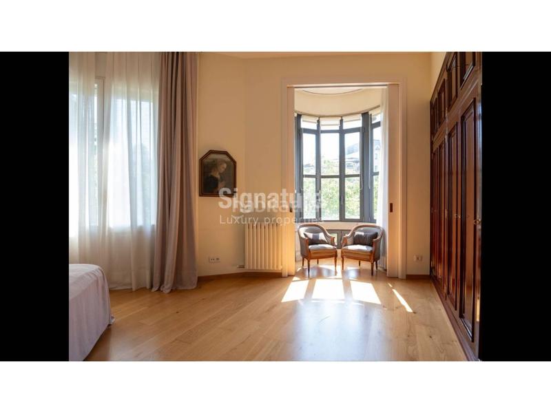 Foto da96ebc7-3a8c-4371-b34a-93697a810c94. Pis amb calefacció aparcament a Dreta de l´Eixample Barcelona