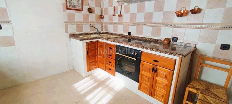 Foto 26befc3c-471c-4f5b-acfa-afccd71af064. House with heating in Pezuela de las Torres