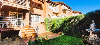 Casa adossada a Ensanche