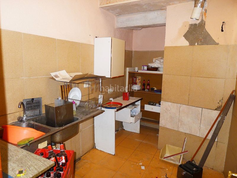 Foto 7bb12ba0-383f-404c-b773-9681d536b051. Rent business premise in carrer sant antoni 75 in Valls