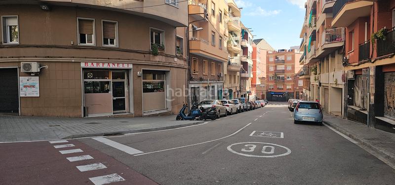Foto 702c44a0-4aba-4fce-a329-7862a1717332. Aparcament cotxe a passeig de fabra i puig 301 a Barcelona