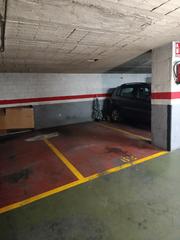 Parking coche en Carrer de besa 7. Plaza de parking en venta