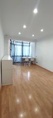 Affitto Appartamento  Carrer de la constitució. Piso de 4 habitaciones,  perfecto estado,soleado y tranquilo