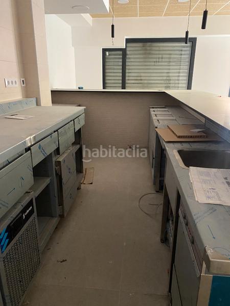 Foto 05724df0-3ae1-44a0-ac50-432d0a756ddf. Transfer business premise with heating in Centre Salt