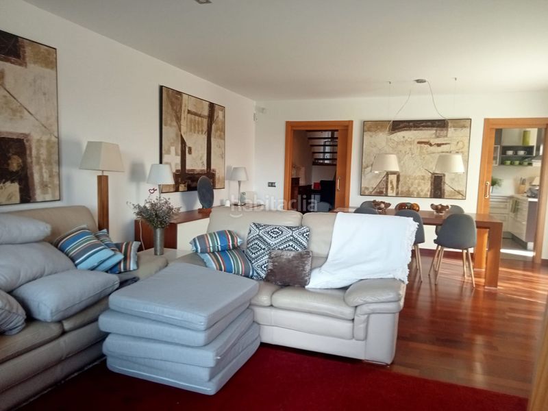 Foto b414b119-ecf6-4fcd-bea7-df6235c0591f. Chalet with fireplace heating parking pool in Castellvell del Camp
