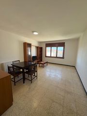 Location Appartement à Sarral. Lluminós amb terrassa i balcó, i vistes espectaculars a sarral –
