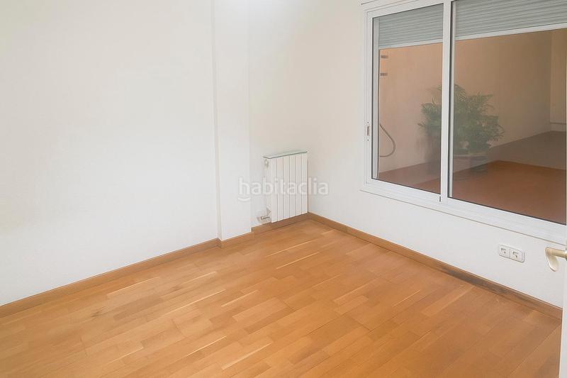 Foto 1f78e5aa-6d52-4e21-b52a-f63e6652bddb. Piso  de tres habitaciones con terraza en Congrés - Indians Barcelona