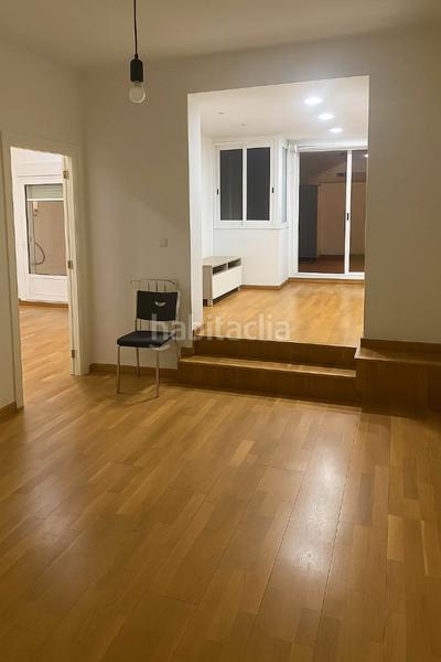 Foto a17d76a9-b8e6-4d0b-8cc4-b6440923e5a0. Piso  de tres habitaciones con terraza en Congrés - Indians Barcelona