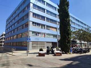 Büro in AV CERDANYOLA