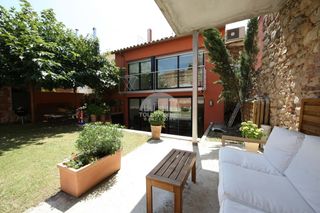 Maison jumelée  Plaza del dr rovira i benet
