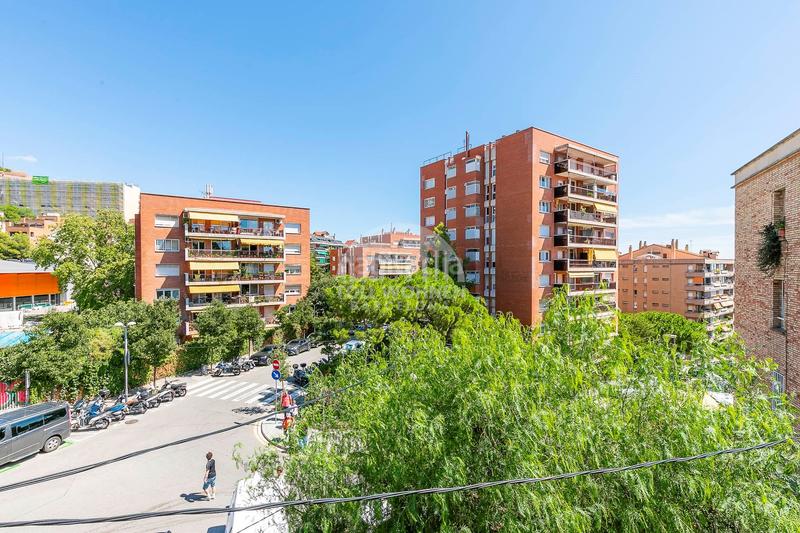 Foto bce7089c-ef80-4af4-9d9e-92ee4de2b5a0. Piso en La Salut Barcelona