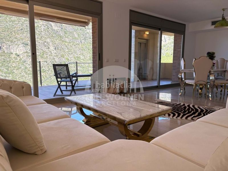 Foto f7923203-60bc-4020-8674-6b4657ec2c89. Casa adosada en les botigues de Sitges Sitges