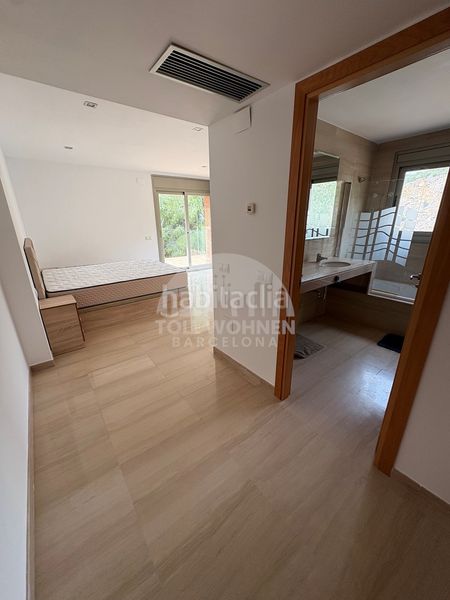 Foto d8e043b1-2adb-43da-bd8d-502263e41445. Casa adossada amb calefacció aparcament piscina a Sitges