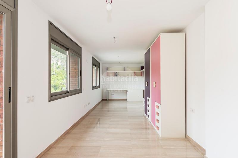 Foto 125c79c3-f69a-4c74-a189-95dc396e3fca. Casa amb calefacció aparcament piscina a les botigues de Sitges Sitges