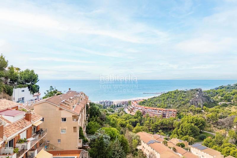 Foto 73d5c2b3-fede-40af-b43c-b1b904a49066. Casa amb calefacció aparcament piscina a les botigues de Sitges Sitges