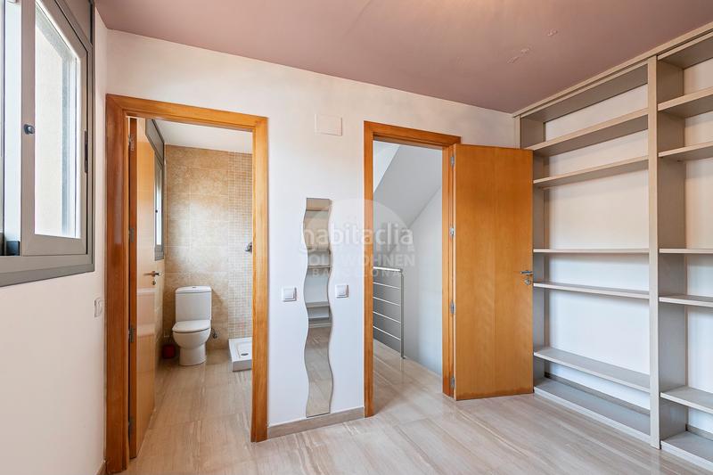 Foto ad473652-8ca8-44d1-99f5-e7c5a56ceb65. Casa amb calefacció aparcament piscina a les botigues de Sitges Sitges