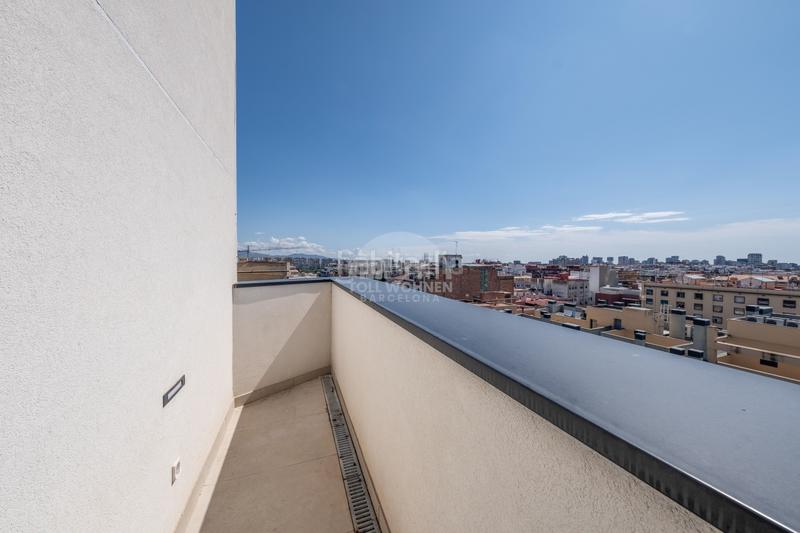 Foto 66512c14-578a-42a8-98f7-582a3718f459. Piso en El Clot Barcelona