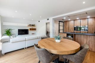Flat  Av matadepera de