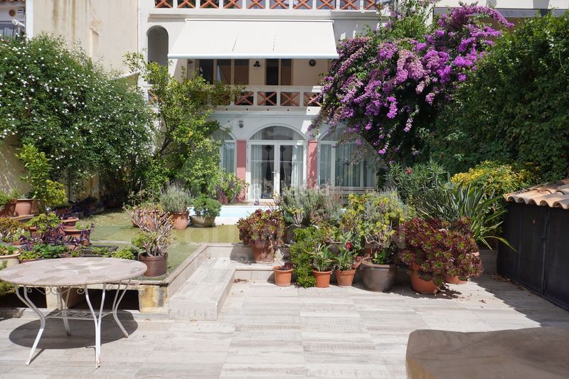 Foto ae8e1c81-62bd-4579-9c13-f42615fc3862. Casa adosada en Gelida