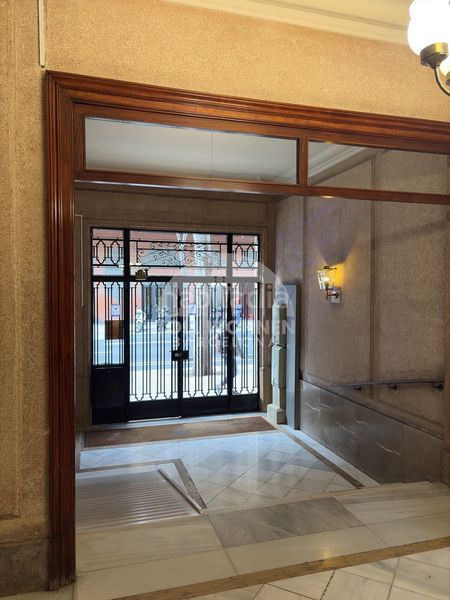 Foto 1f75825c-e1a4-4d39-83ab-357d341e62ac. Pis amb calefacció a La Nova Esquerra de l´Eixample Barcelona