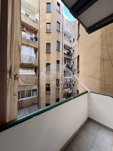 Foto 66120808-8d0d-45df-b16f-a7c1d697e96d. Piso en La Nova Esquerra de l´Eixample Barcelona