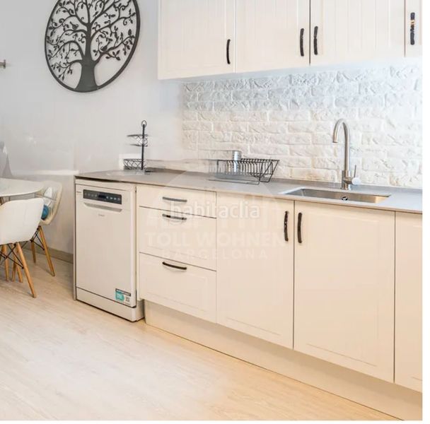 Foto 925596ad-e8f1-421e-94d1-f48fcca4bef4. Pis a Baix Guinardó Barcelona