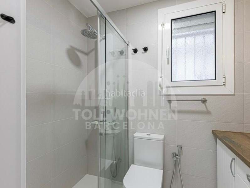 Foto e0a8f6d7-b916-486a-8682-cb9f8b449fbe. Pis a Baix Guinardó Barcelona