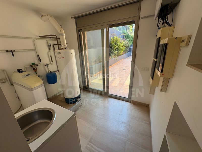 Foto 0aa052fa-0030-4d12-a114-737be58ab92b. Casa amb calefacció aparcament piscina a les botigues de Sitges Sitges
