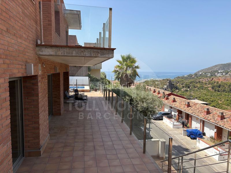 Foto 2d21740e-bb29-4755-971f-966cacff1e85. Casa amb calefacció aparcament piscina a les botigues de Sitges Sitges