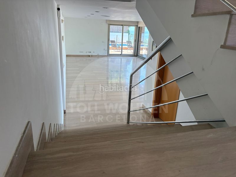 Foto a181eda5-a7e4-47e1-8998-b371a3efb561. Casa amb calefacció aparcament piscina a les botigues de Sitges Sitges