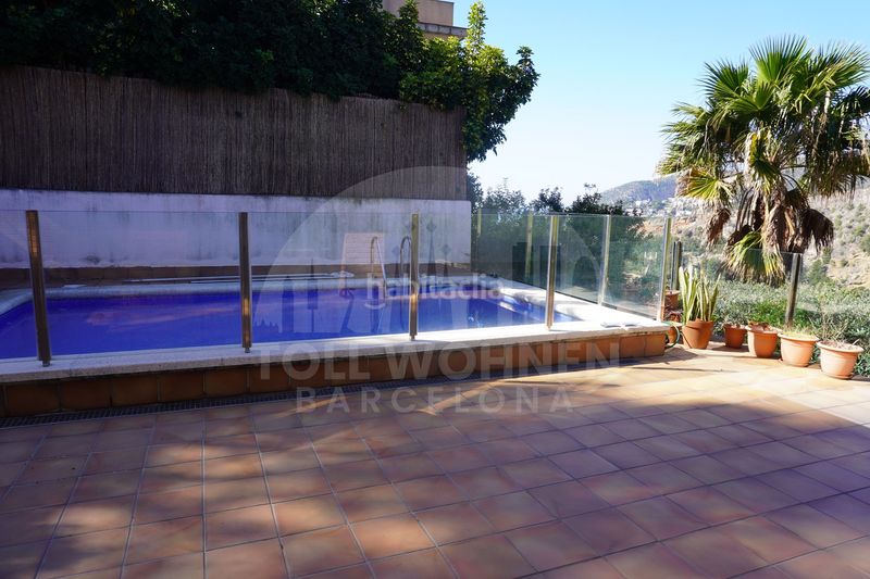 Foto d8f04113-acb4-4320-8345-429d137623b8. Casa con riscaldamento parcheggio piscina in les botigues de Sitges Sitges