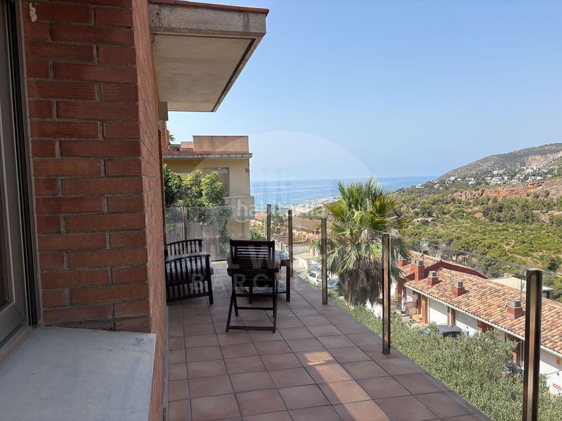 Foto ec295e65-7f7f-4ac4-9cea-b836b380d373. Casa amb calefacció aparcament piscina a les botigues de Sitges Sitges