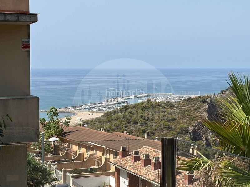 Foto f246bbaa-e1a8-4600-b7d7-353ac30e430a. Casa amb calefacció aparcament piscina a les botigues de Sitges Sitges