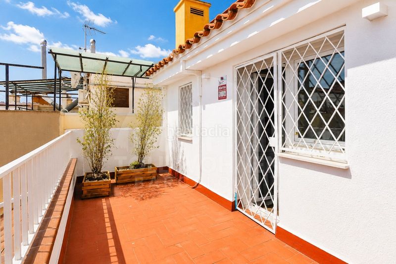 Foto ab0fee3d-691c-4dd1-9f59-4288ba7ebde7. Ático en El Camp de l´Arpa del Clot Barcelona