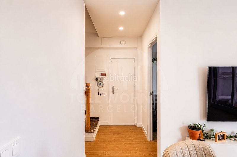 Foto b12f37c3-1d75-4545-bb80-806de9dcb8de. Penthouse in El Camp de l´Arpa del Clot Barcelona