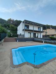Casa a Bigues i Riells. Casa alto standing con vistas al mar y al valles