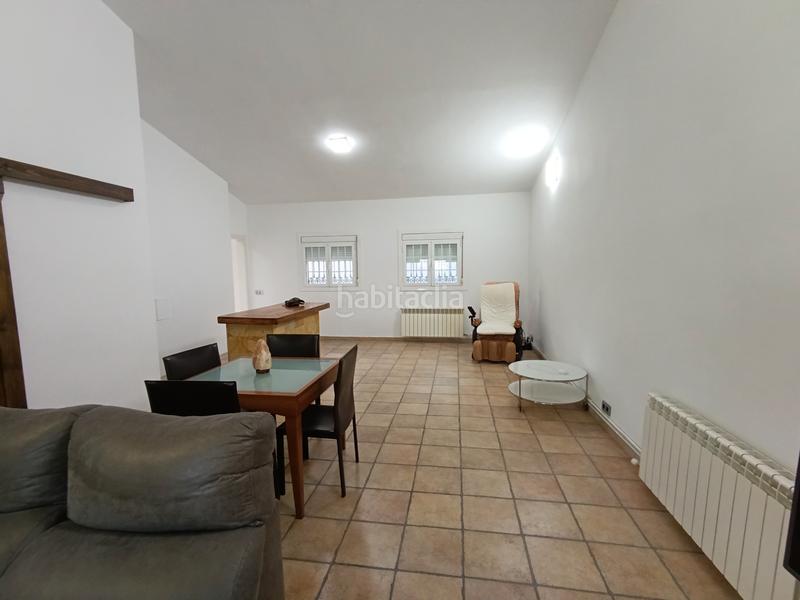 Foto 51259b82-f5f4-4bdf-9d5d-5d0f394904c2. Casa amb xemeneia calefacció aparcament piscina a Lliçà d´Amunt