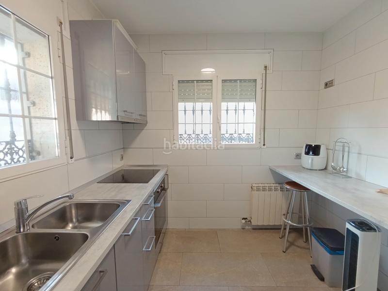 Foto 8a23debf-9e0e-4e79-a71f-70e6a7054472. Casa amb xemeneia calefacció aparcament piscina a Lliçà d´Amunt