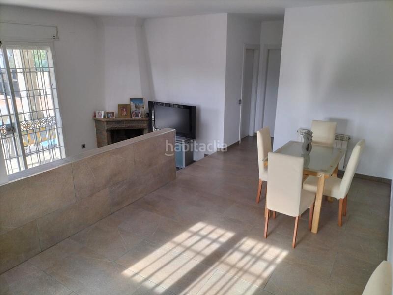 Foto 976b5308-c166-44f4-b81c-7cabccf699f8. Casa amb xemeneia calefacció aparcament piscina a Lliçà d´Amunt