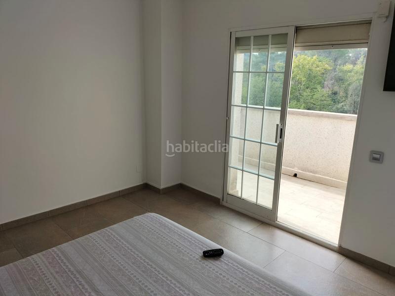 Foto d7dd5a84-ef34-4d23-9472-2ed6e3bc03e7. Casa amb xemeneia calefacció aparcament piscina a Lliçà d´Amunt