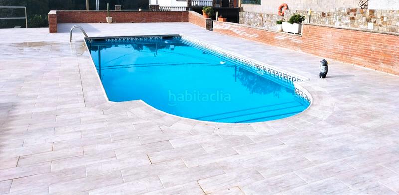 Foto dd0819f2-1a39-420f-8c40-f7a257828120. Casa amb xemeneia calefacció aparcament piscina a Lliçà d´Amunt