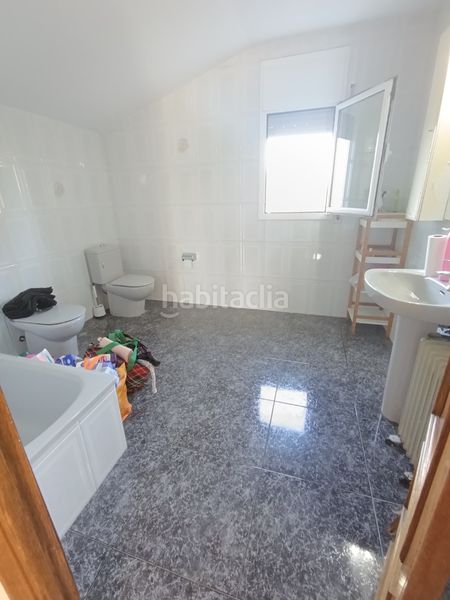 Foto 08299f9e-5ca7-4bd4-ae5d-0fd9870e66e2. Casa amb aparcament a Sentmenat