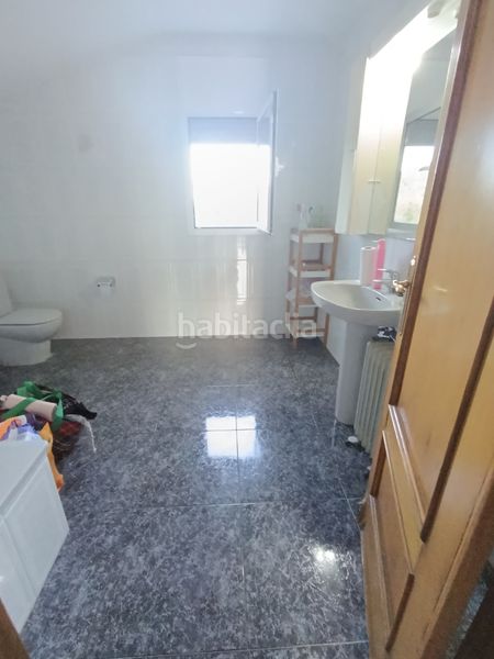 Foto c36f0130-6d82-40d1-b213-5cfdf40a9314. Casa amb aparcament a Sentmenat