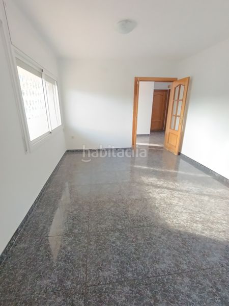 Foto e8a77daf-a18e-412e-8deb-cdac499da04f. Casa amb aparcament a Sentmenat